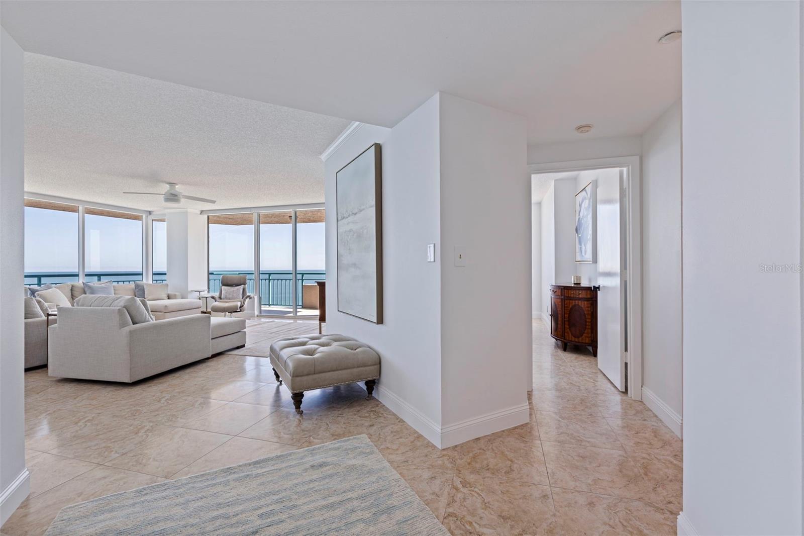 Image 4 of 81 For 1520 Gulf Boulevard 1502