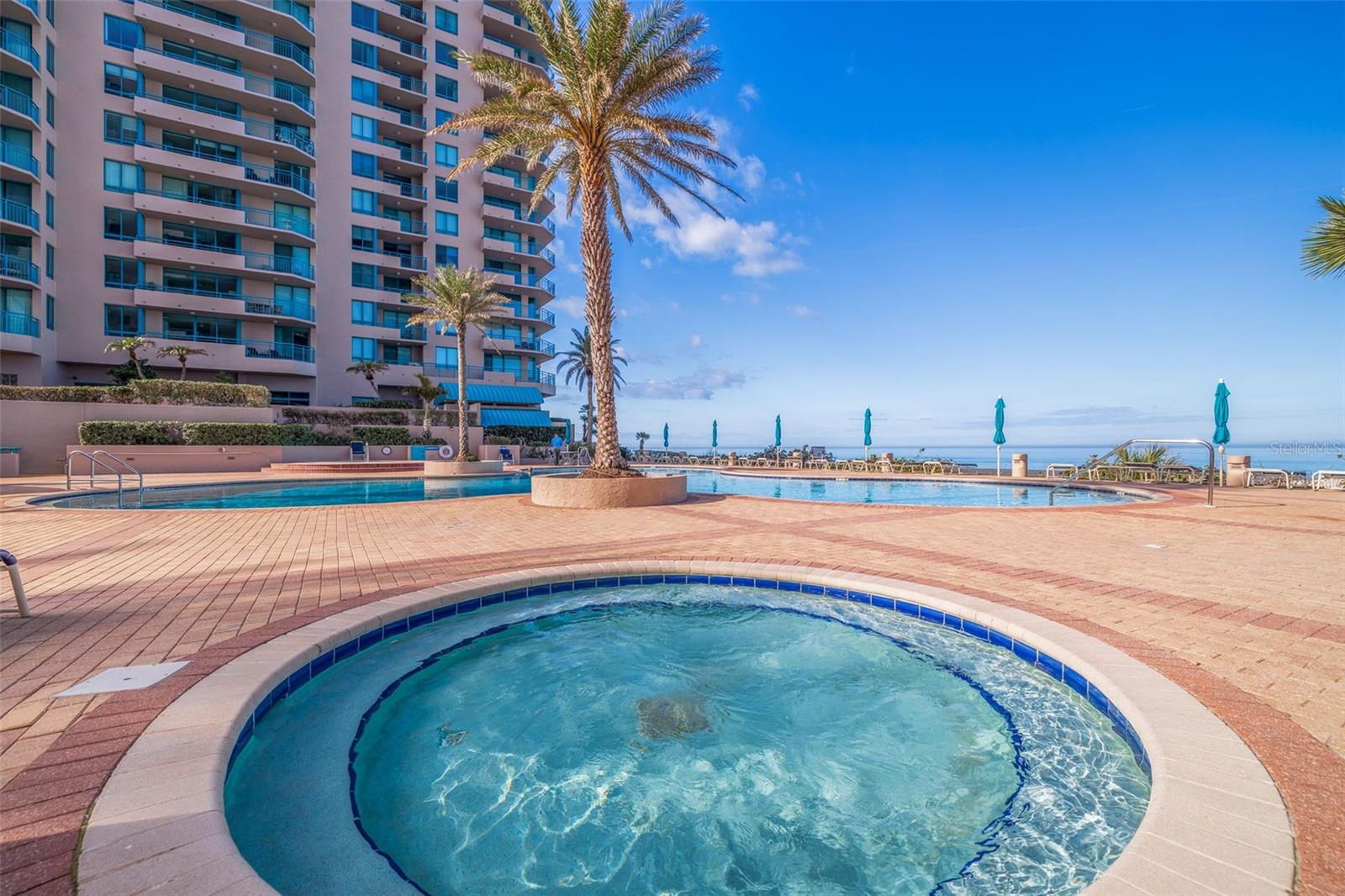 Image 48 of 81 For 1520 Gulf Boulevard 1502