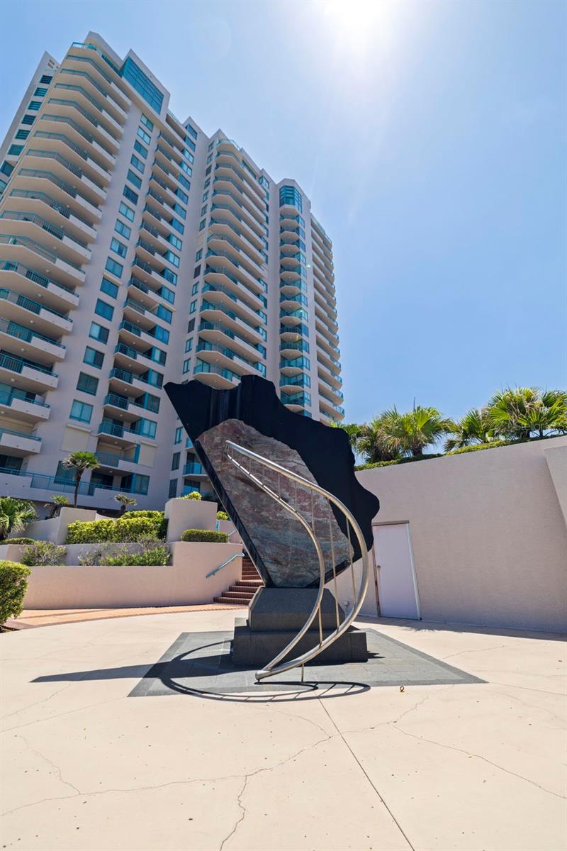 Image 71 of 81 For 1520 Gulf Boulevard 1502