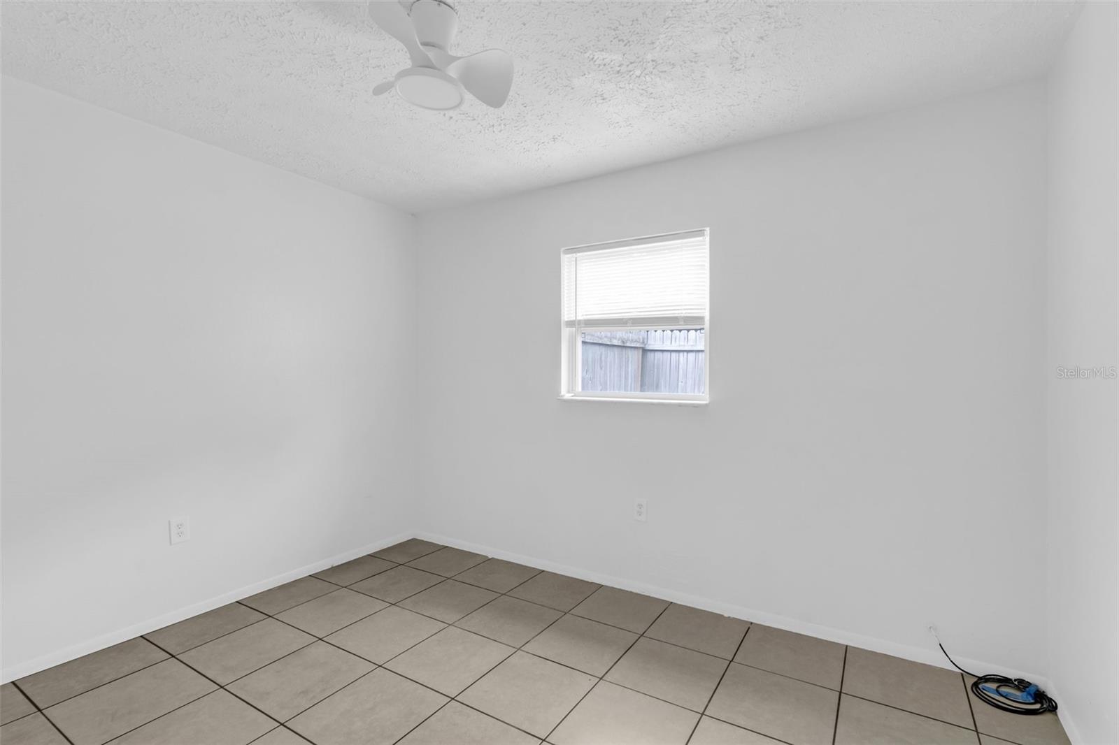 Image 13 of 31 For 5431 & 5435 Beach Street