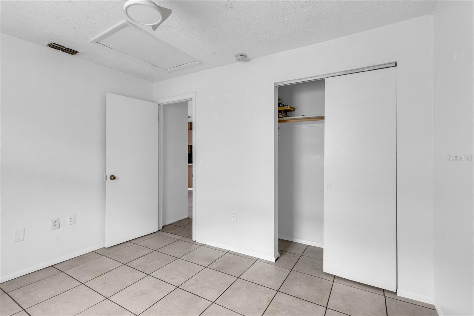 Image 14 of 31 For 5431 & 5435 Beach Street
