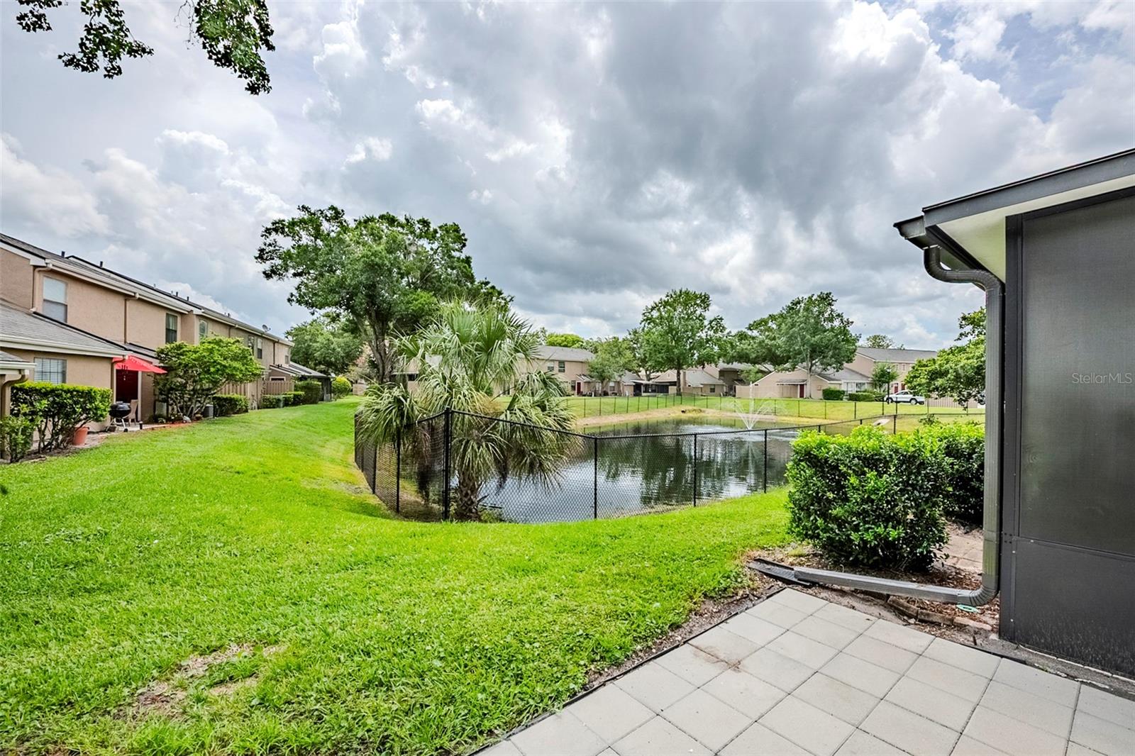 Image 17 of 19 For 609 Casa Park Court N