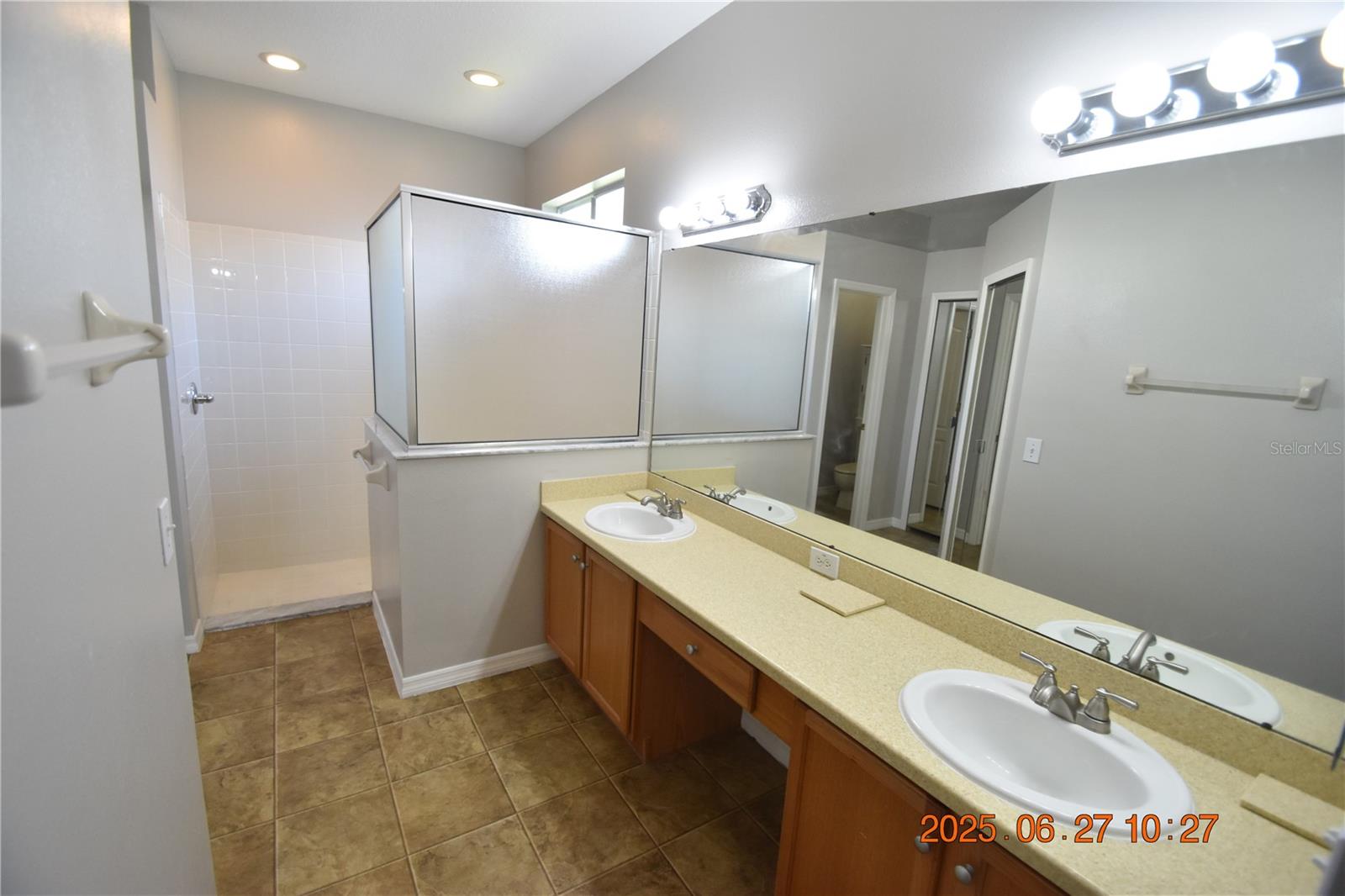 Image 17 of 47 For 6114 Gannetside Place