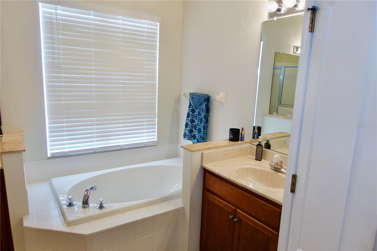 Image 30 of 41 For 18439 Red Willow Way