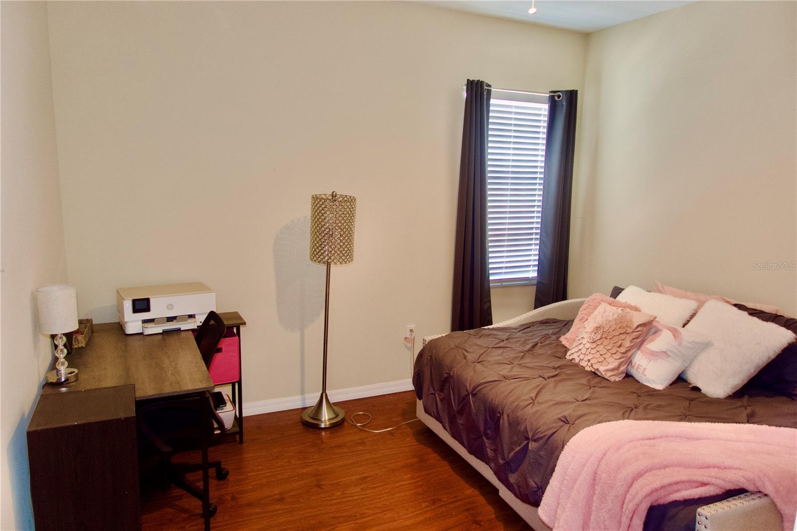 Image 33 of 41 For 18439 Red Willow Way