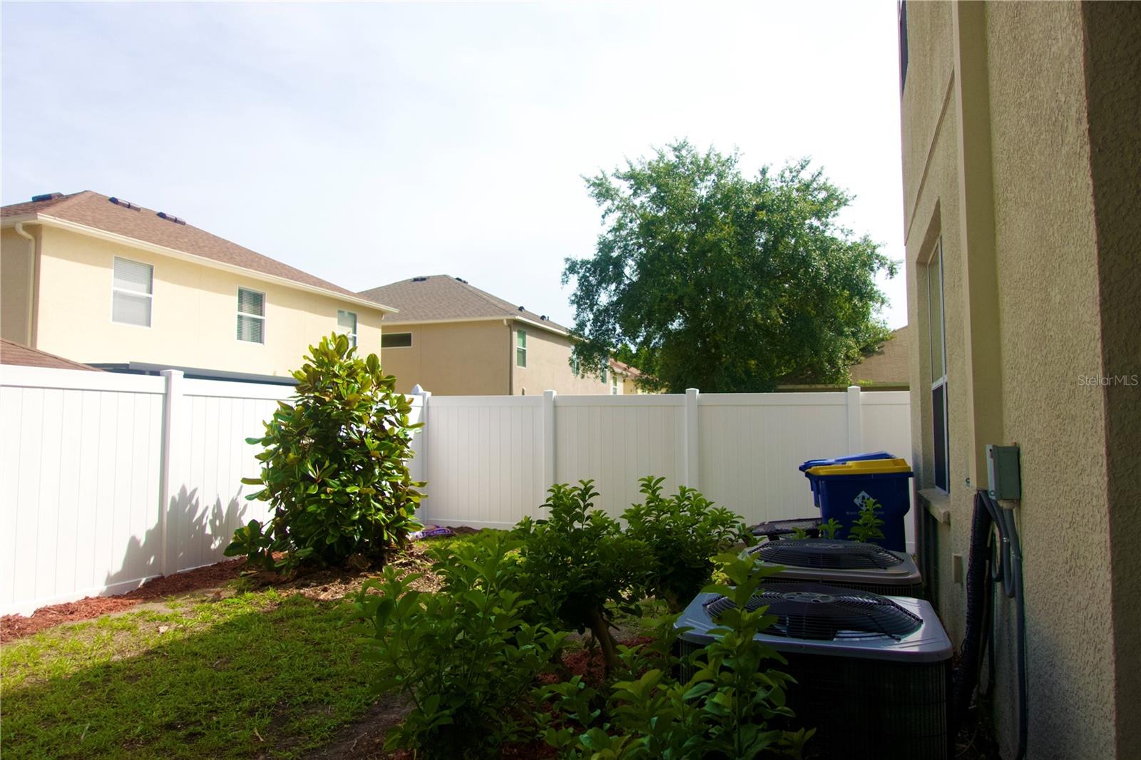 Image 40 of 41 For 18439 Red Willow Way