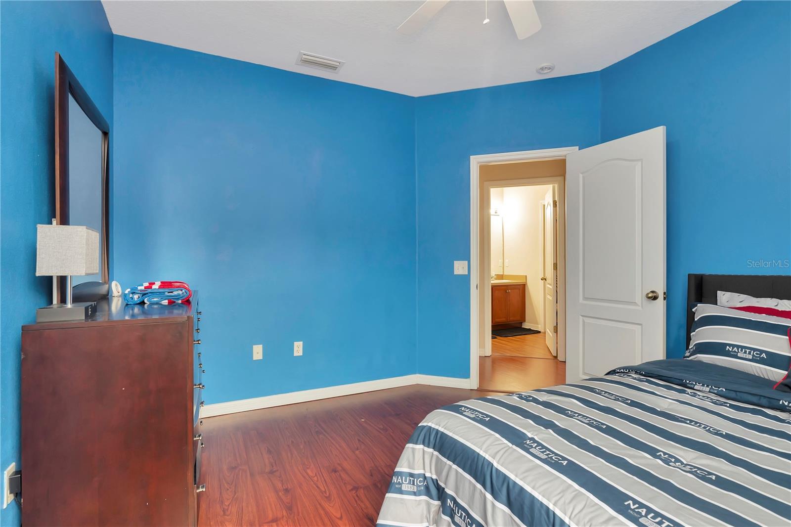 Image 43 of 47 For 18439 Red Willow Way