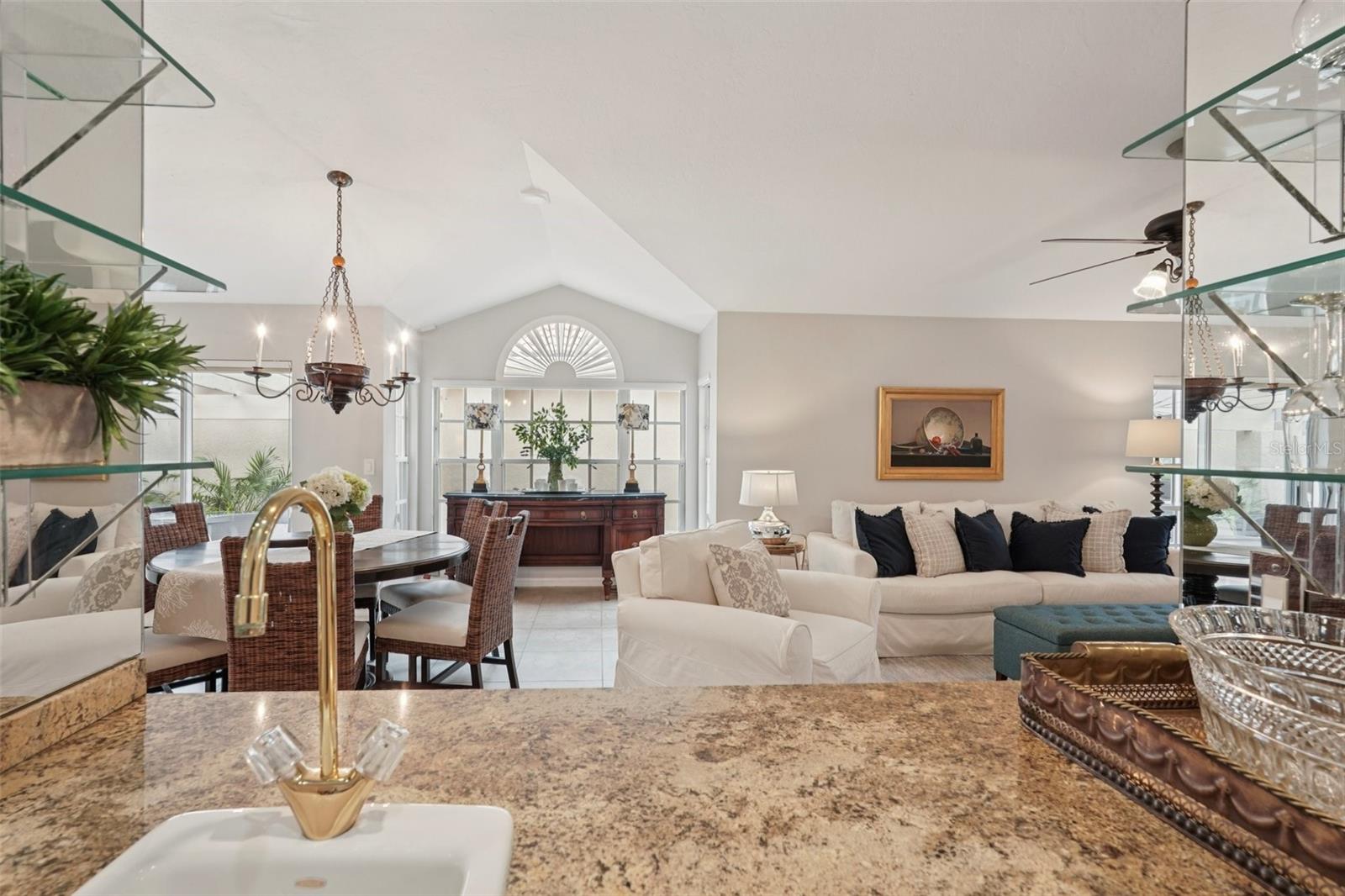 Image 10 of 32 For 3854 Lyndhurst Court