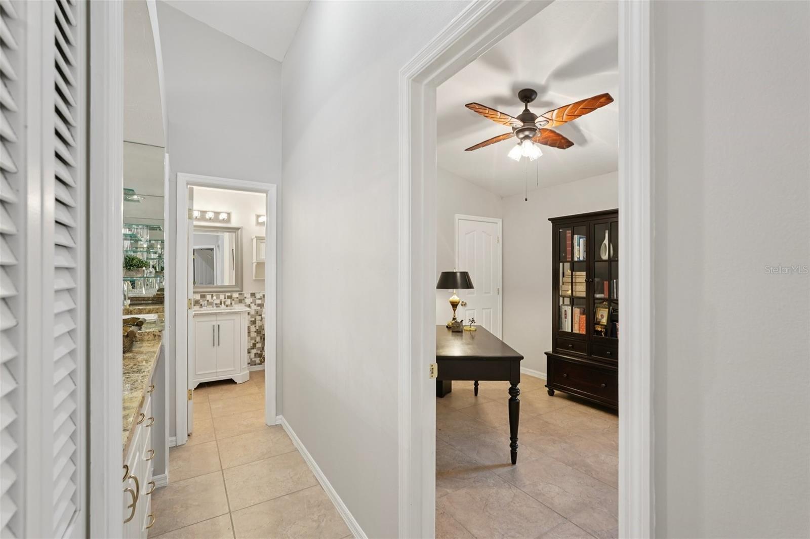 Image 15 of 32 For 3854 Lyndhurst Court