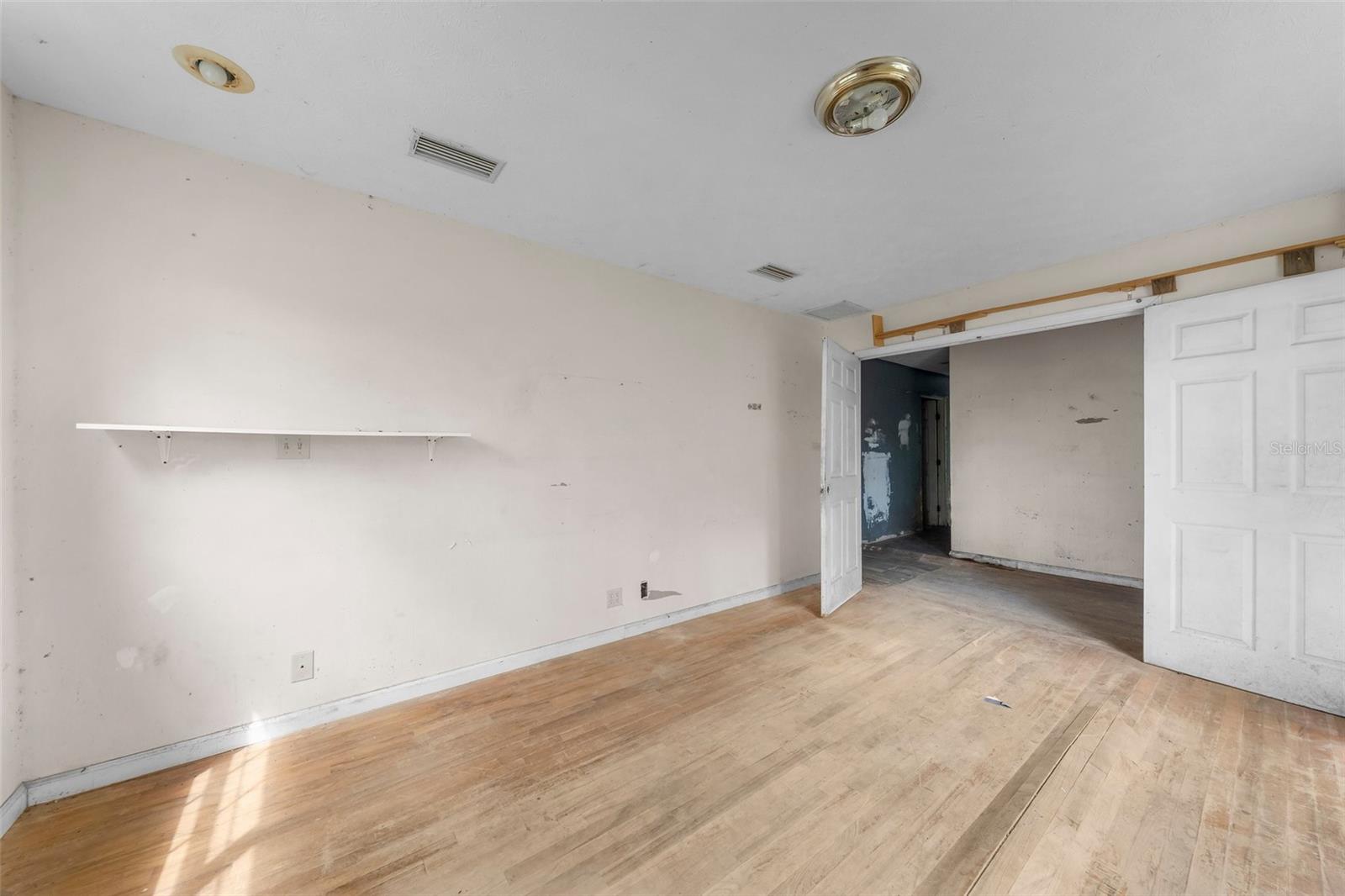 Image 6 of 28 For 10909 Cowels Road