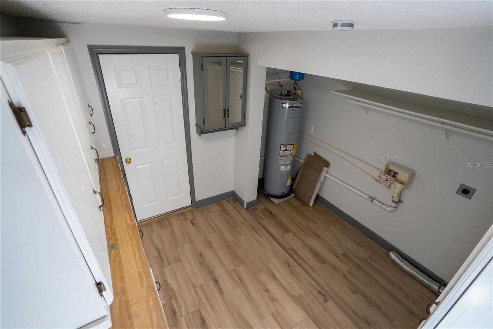 Image 32 of 35 For 2908 Edenwood Street