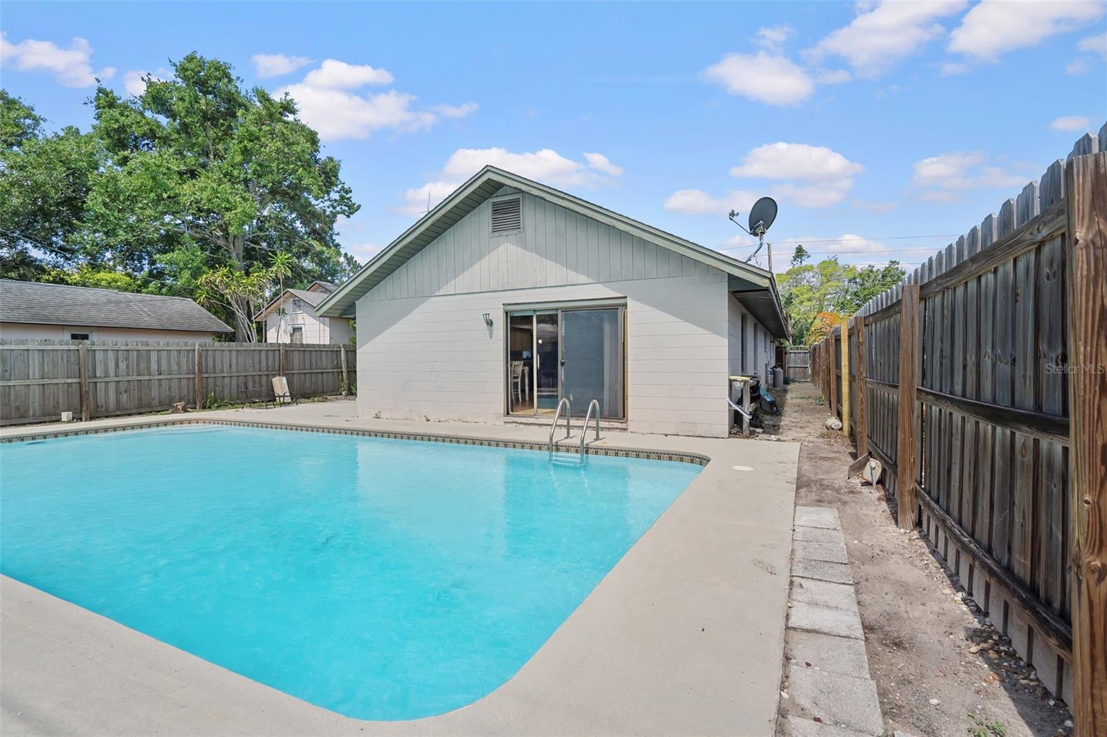 Image 15 of 29 For 1811 49th Street N