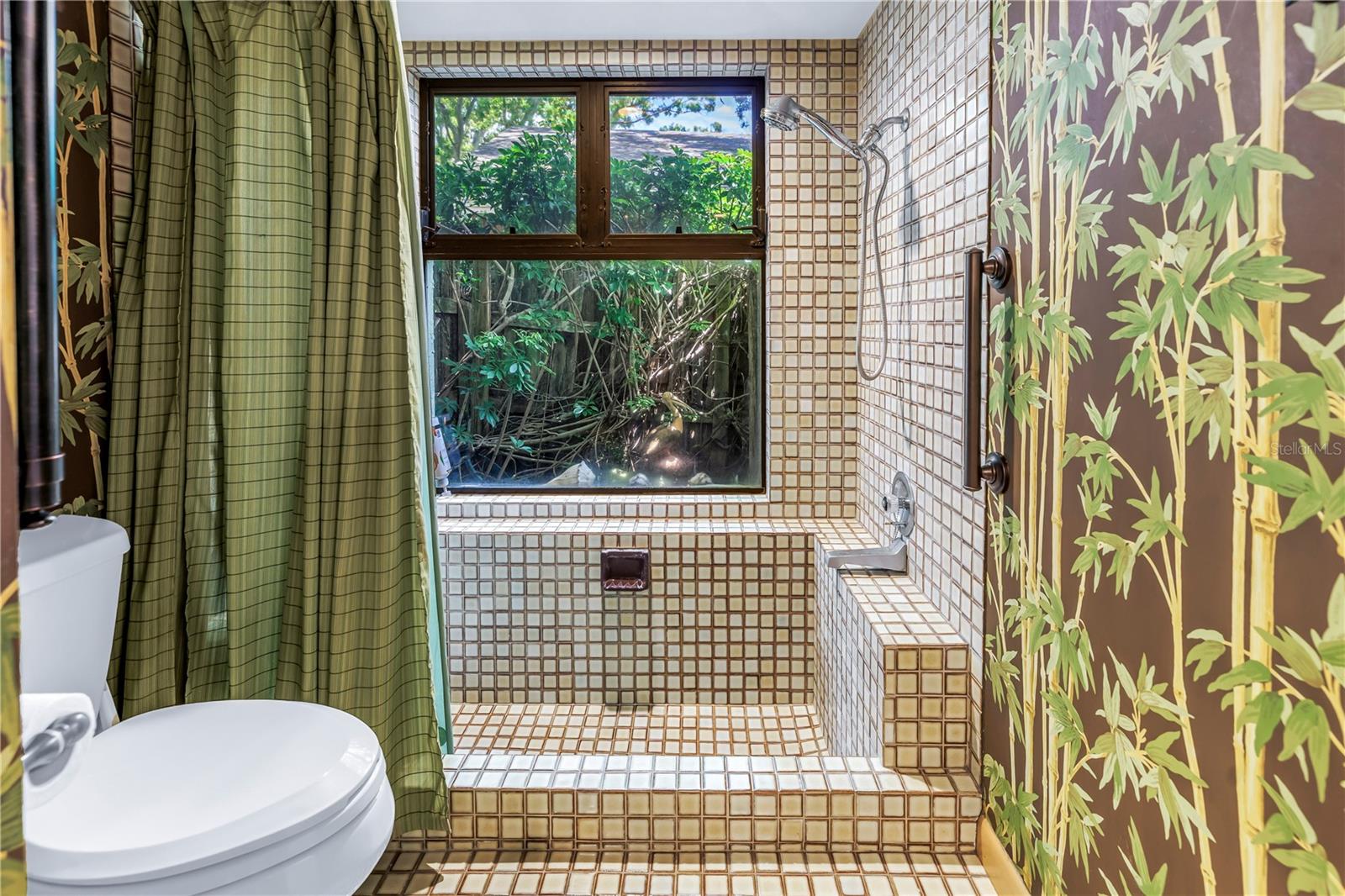 Image 21 of 39 For 11250 Tradewinds Boulevard