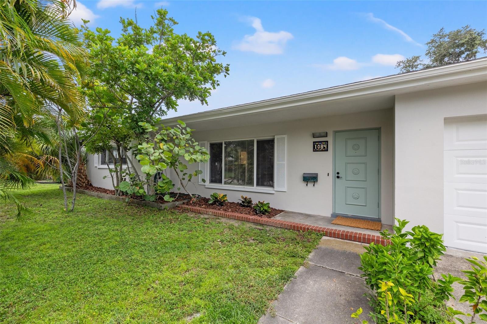 Details for 1084 39th Avenue Ne, ST PETERSBURG, FL 33703