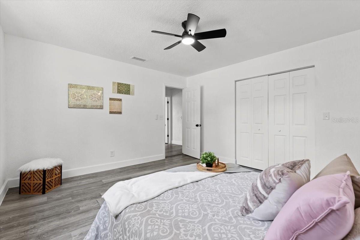 Image 15 of 21 For 4112 E Ellicott St