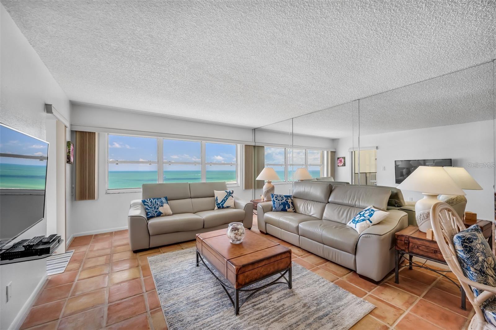 Image 16 of 45 For 1230 Gulf Boulevard 1606