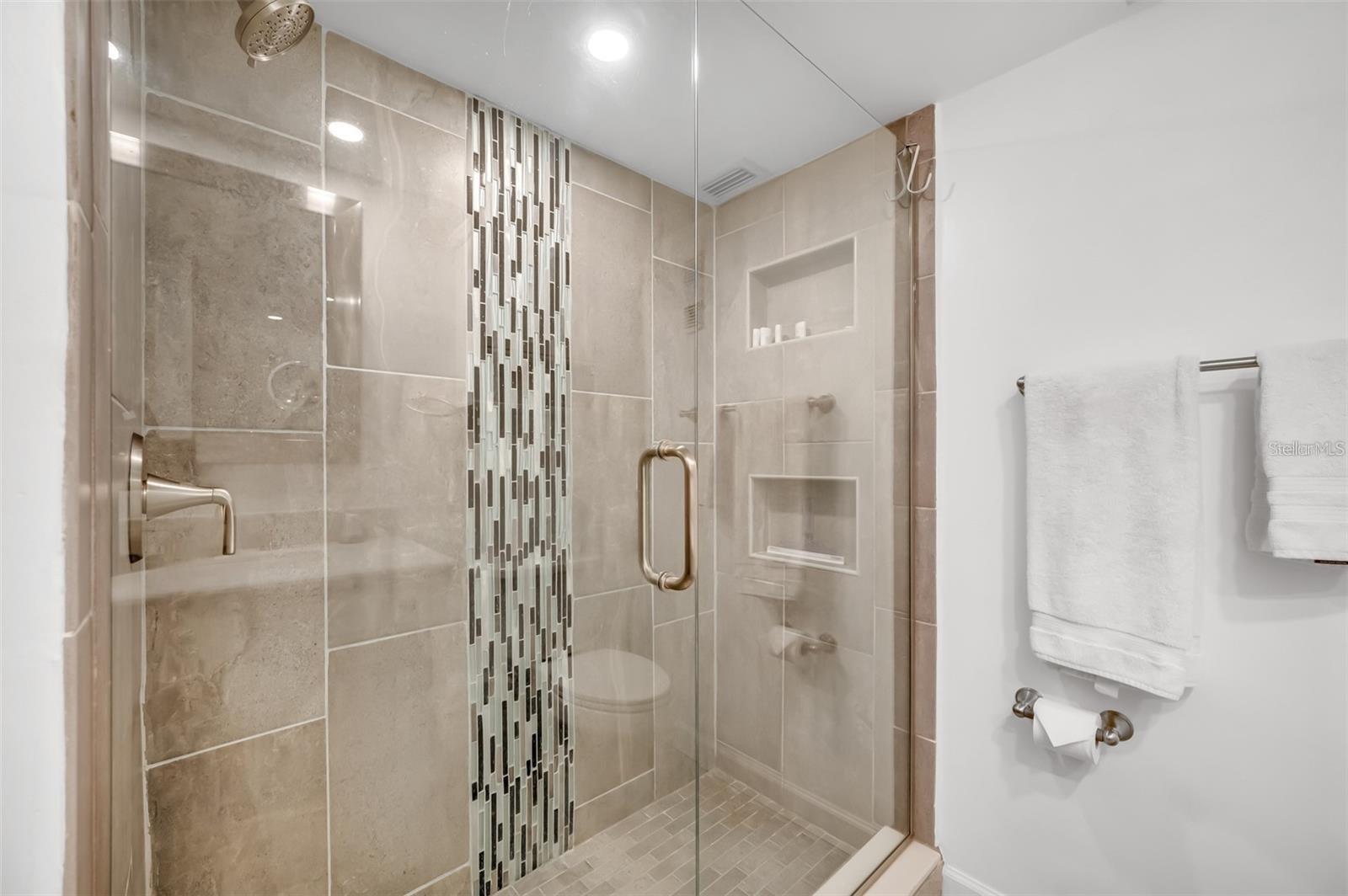 Image 21 of 45 For 1230 Gulf Boulevard 1606
