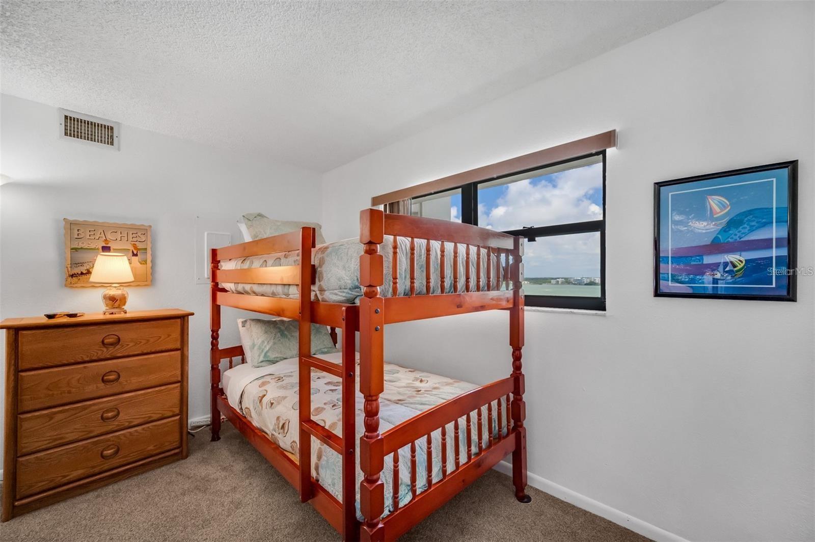 Image 25 of 45 For 1230 Gulf Boulevard 1606