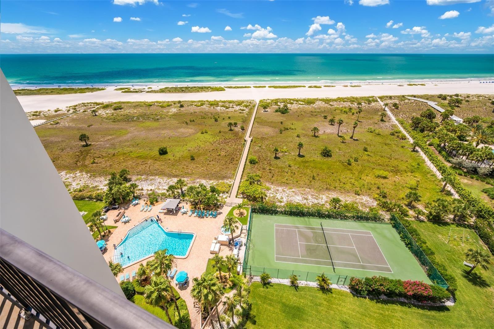 Image 37 of 45 For 1230 Gulf Boulevard 1606