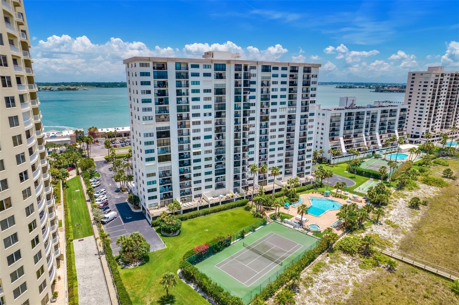 Image 4 of 45 For 1230 Gulf Boulevard 1606