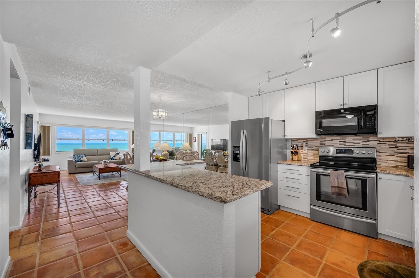 Image 9 of 45 For 1230 Gulf Boulevard 1606