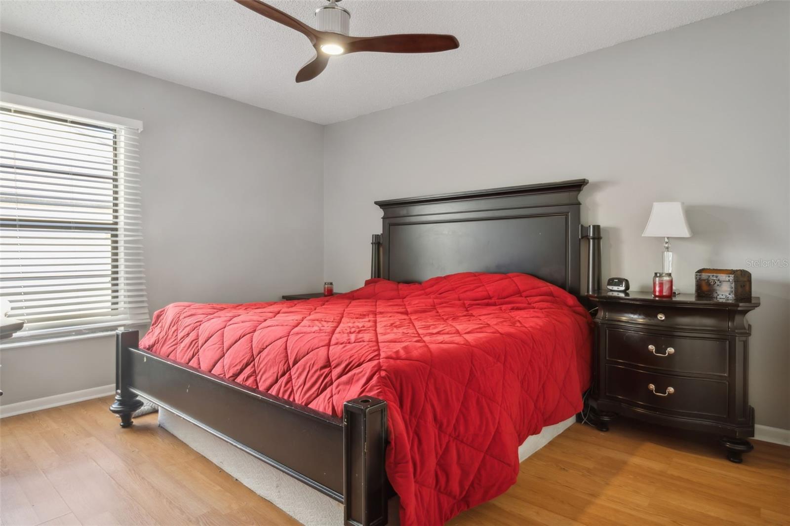 Image 16 of 29 For 13608 Village Drive 6203