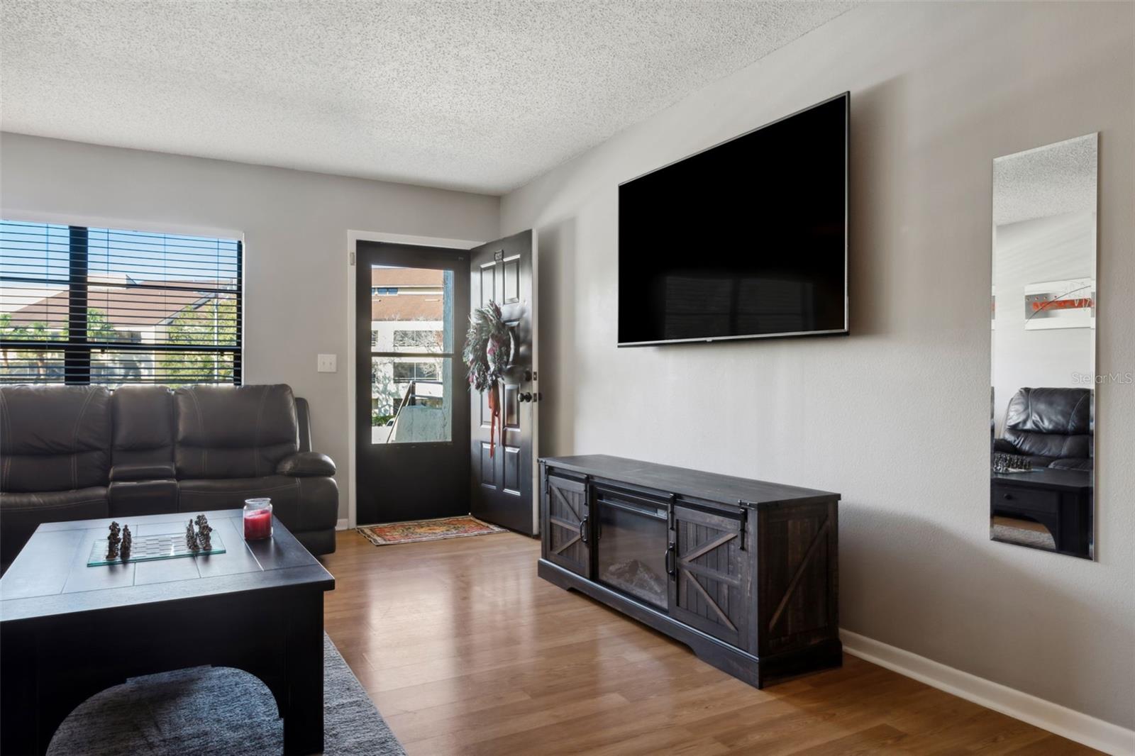 Image 6 of 29 For 13608 Village Drive 6203