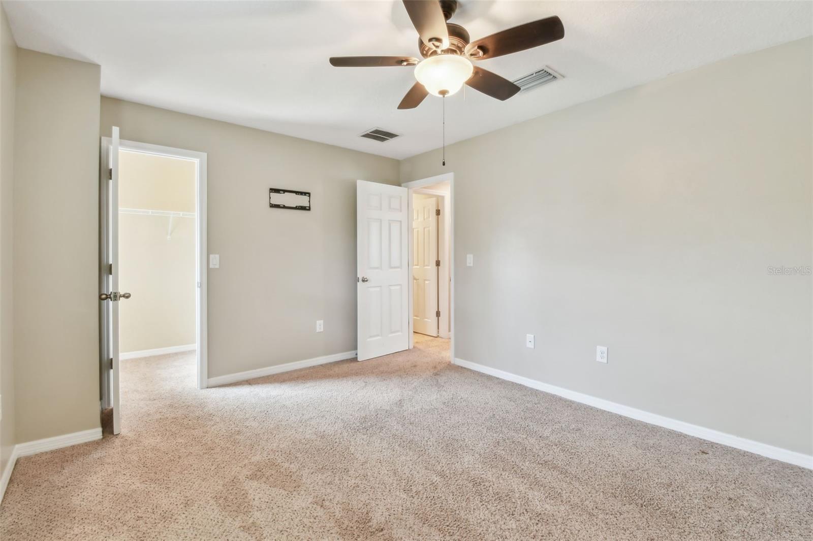 Image 62 of 95 For 3530 Brook Crossing Drive