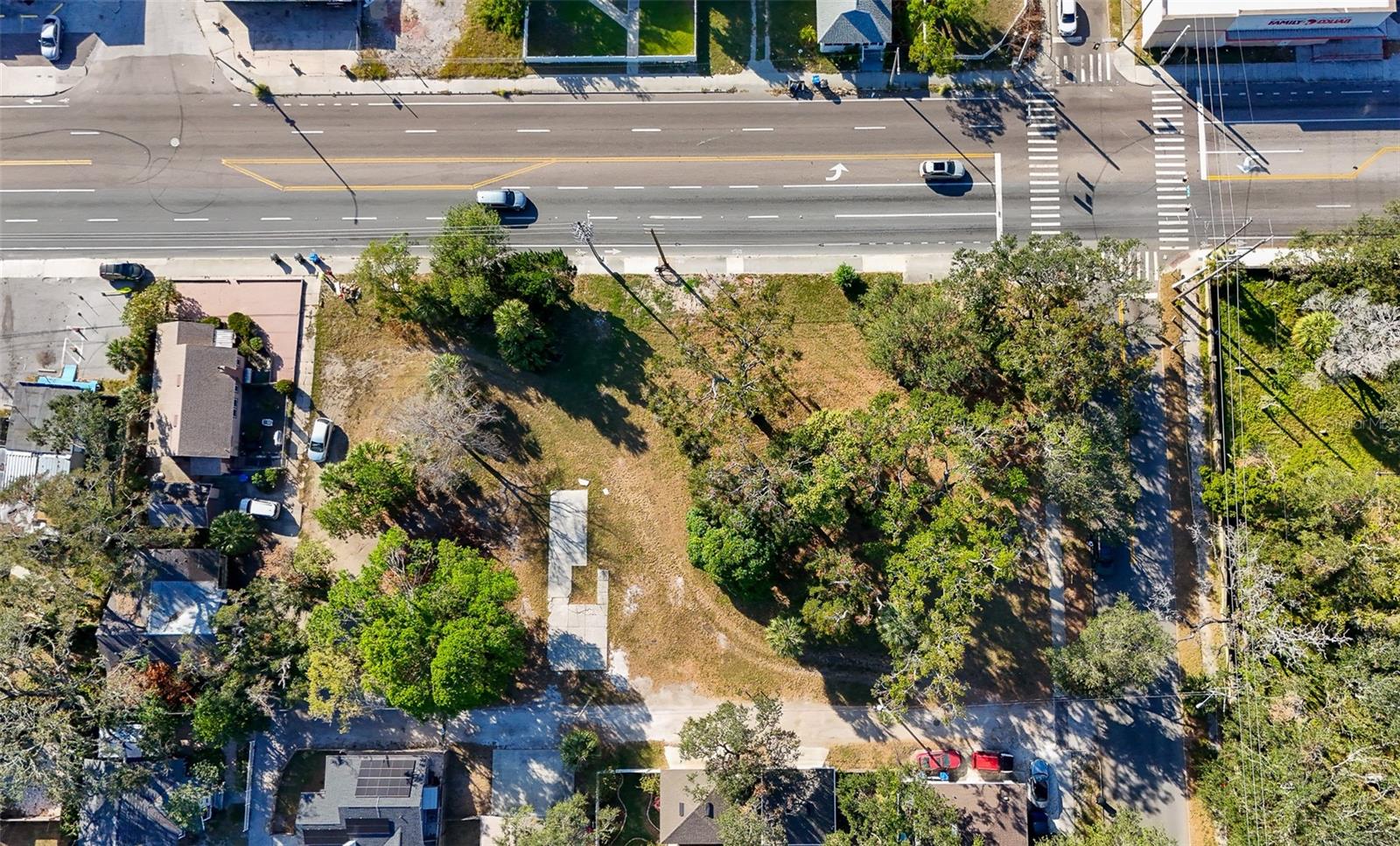 Image 3 of 6 For 1136 Dr Martin Luther King Jr Street S
