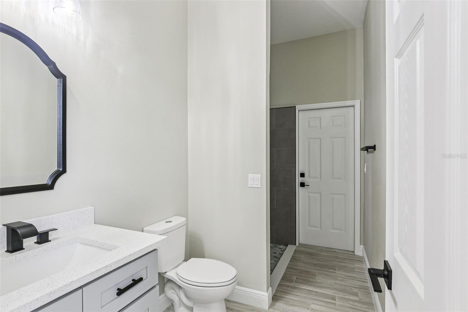 Image 19 of 34 For 2275 Ardenwood Drive