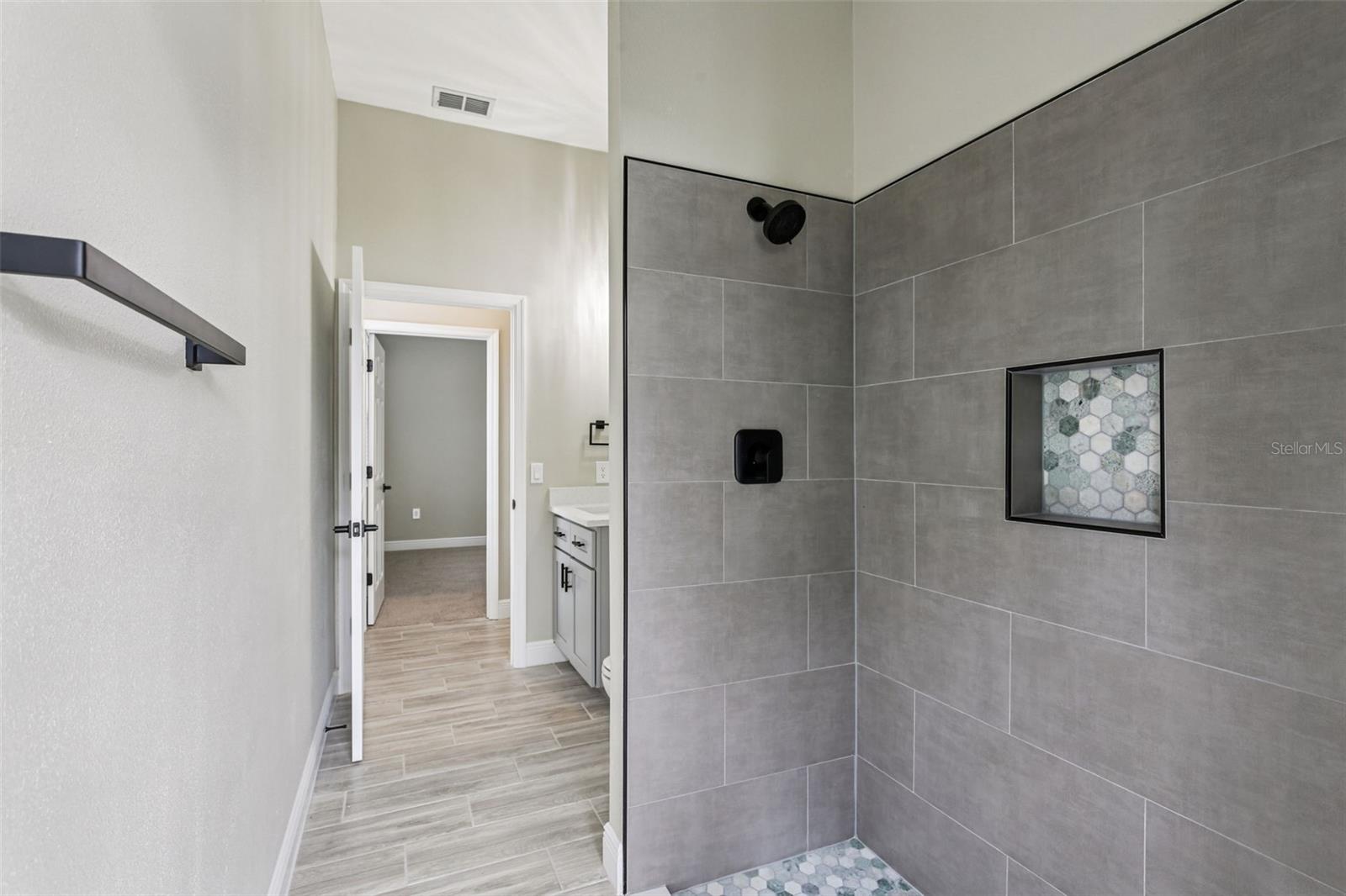 Image 20 of 34 For 2275 Ardenwood Drive