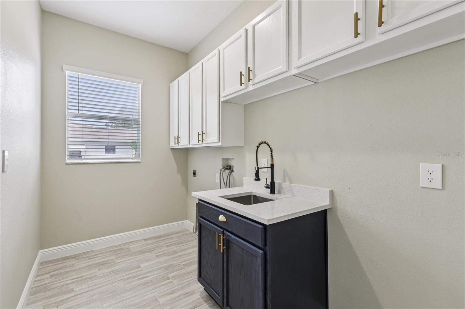 Image 24 of 34 For 2275 Ardenwood Drive