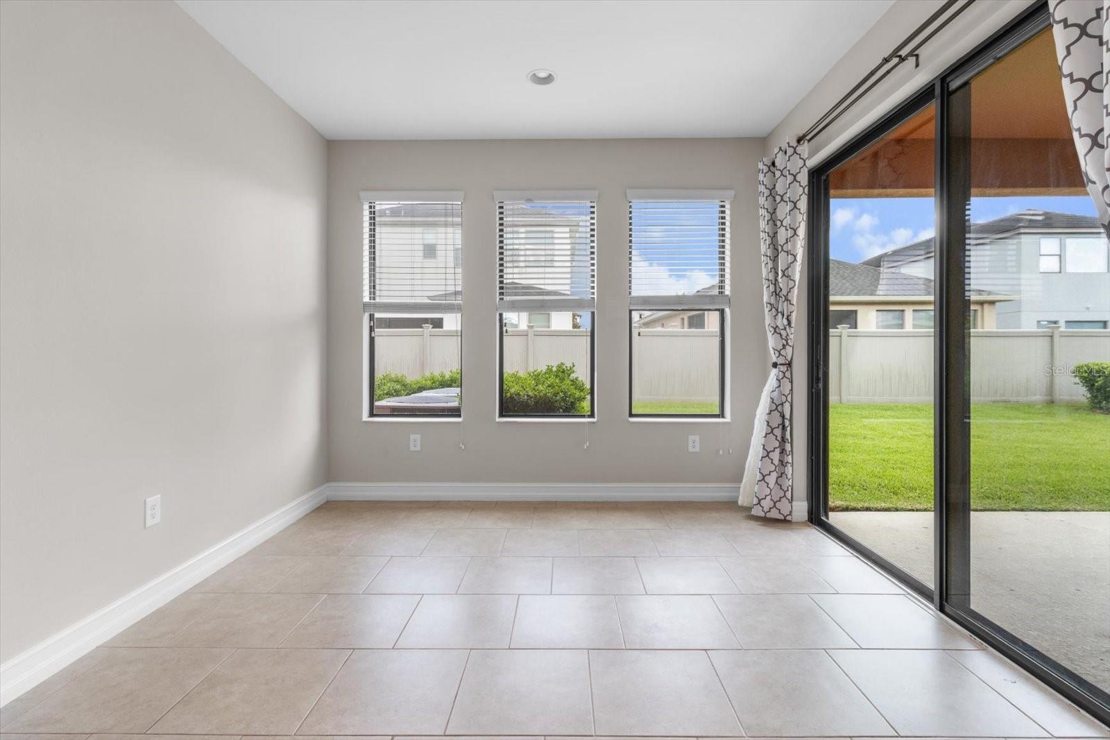 Image 10 of 63 For 3994 Medicci Lane