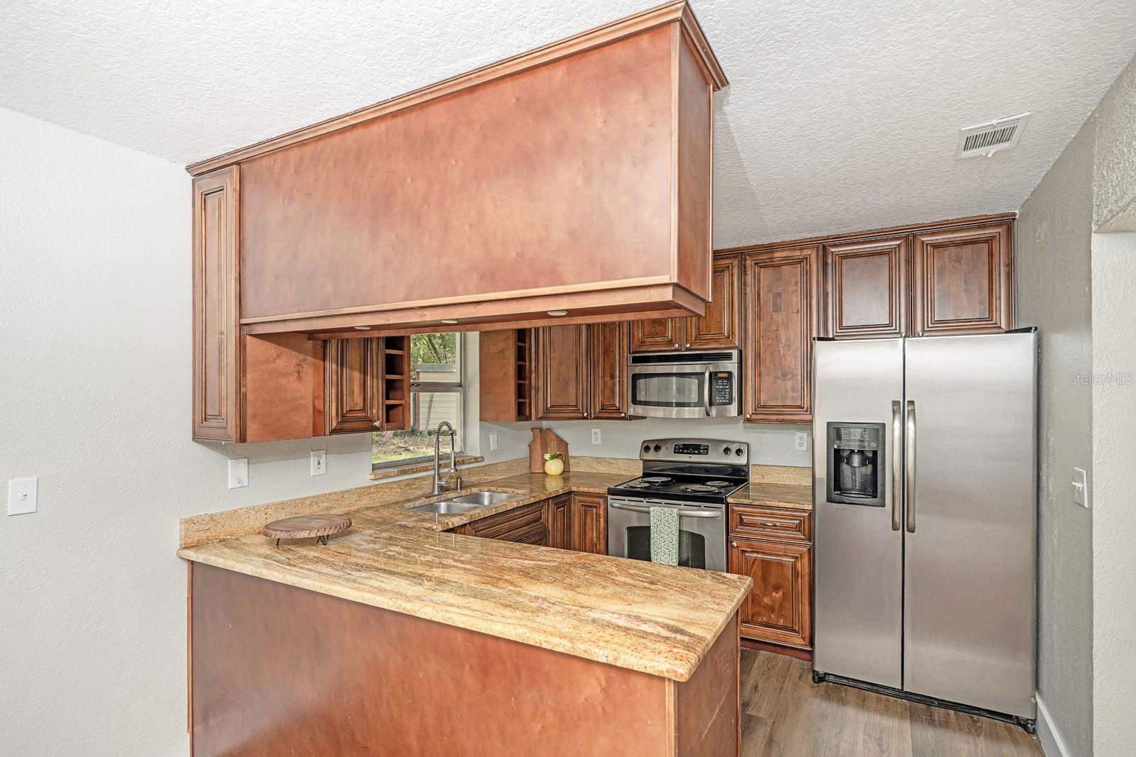 Image 11 of 40 For 8610 Fish Lake Road