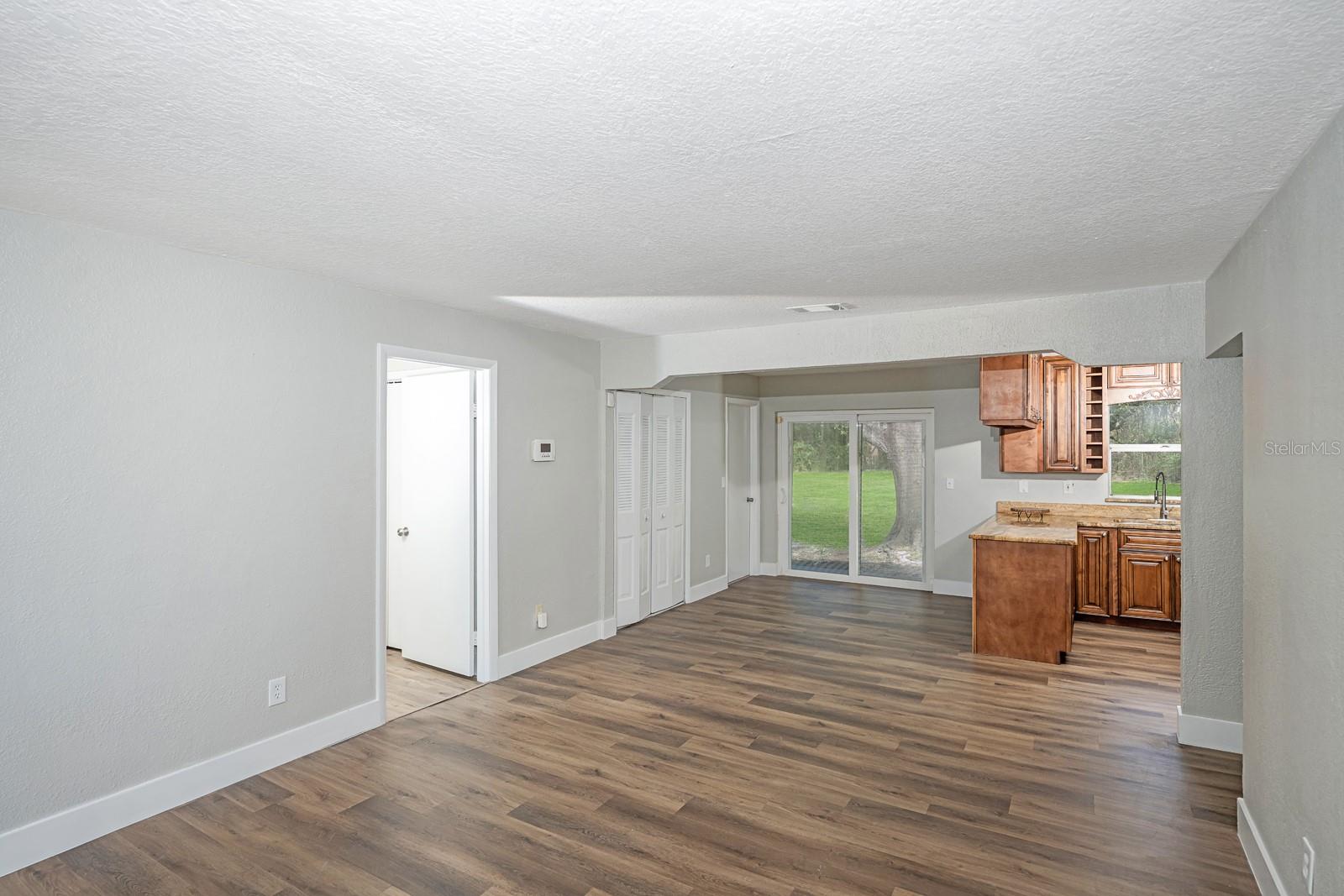 Image 6 of 40 For 8610 Fish Lake Road