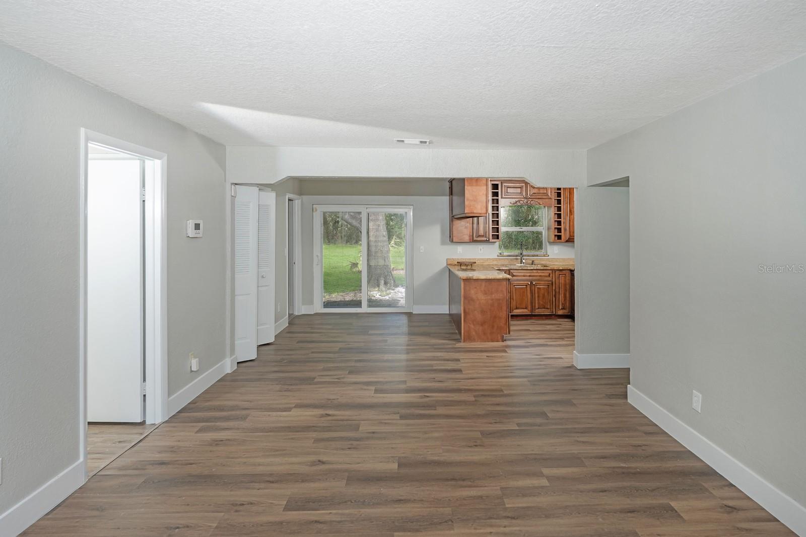 Image 7 of 40 For 8610 Fish Lake Road