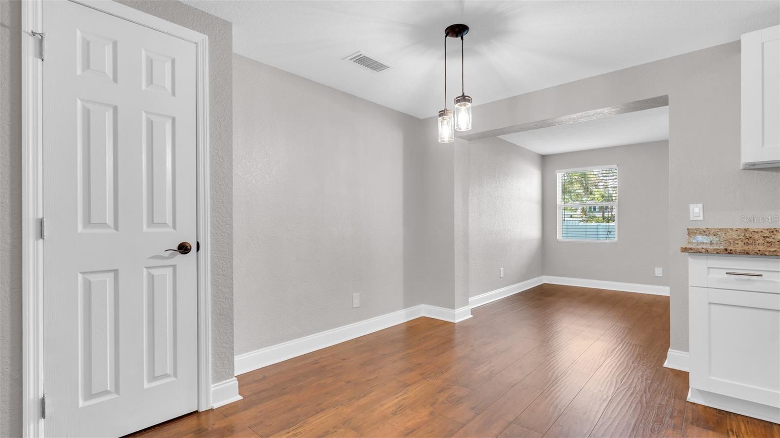 Image 16 of 34 For 203 80th Avenue N