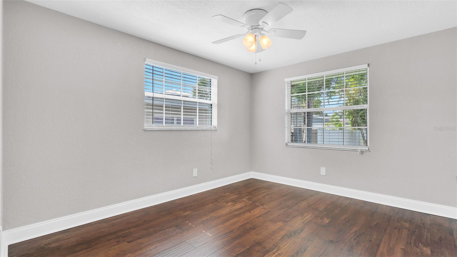 Image 17 of 34 For 203 80th Avenue N