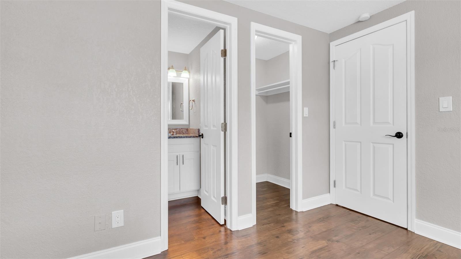 Image 20 of 34 For 203 80th Avenue N
