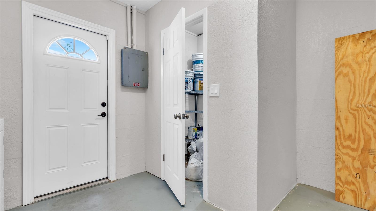 Image 29 of 34 For 203 80th Avenue N