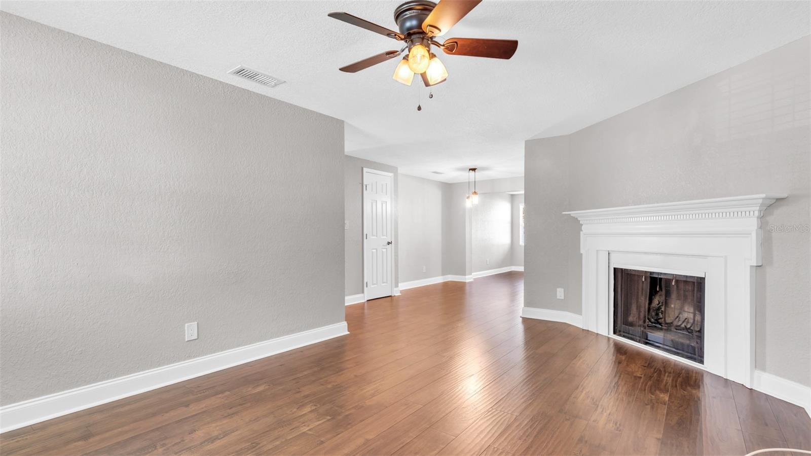Image 7 of 34 For 203 80th Avenue N