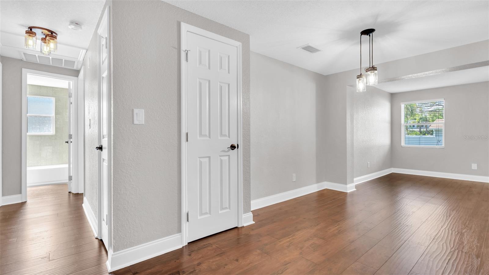 Image 8 of 34 For 203 80th Avenue N