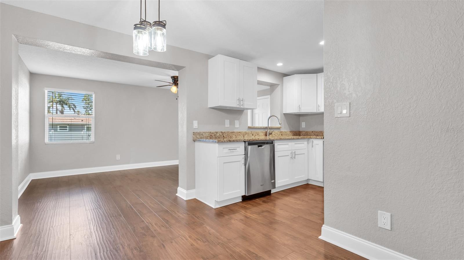 Image 9 of 34 For 203 80th Avenue N