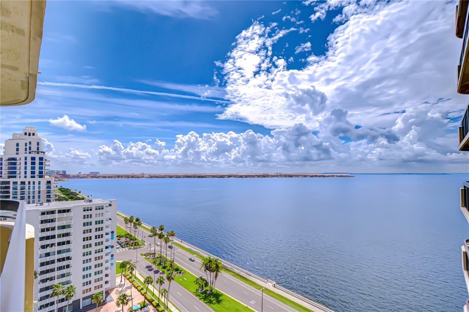 Details for 2413 Bayshore Boulevard 1903, TAMPA, FL 33629