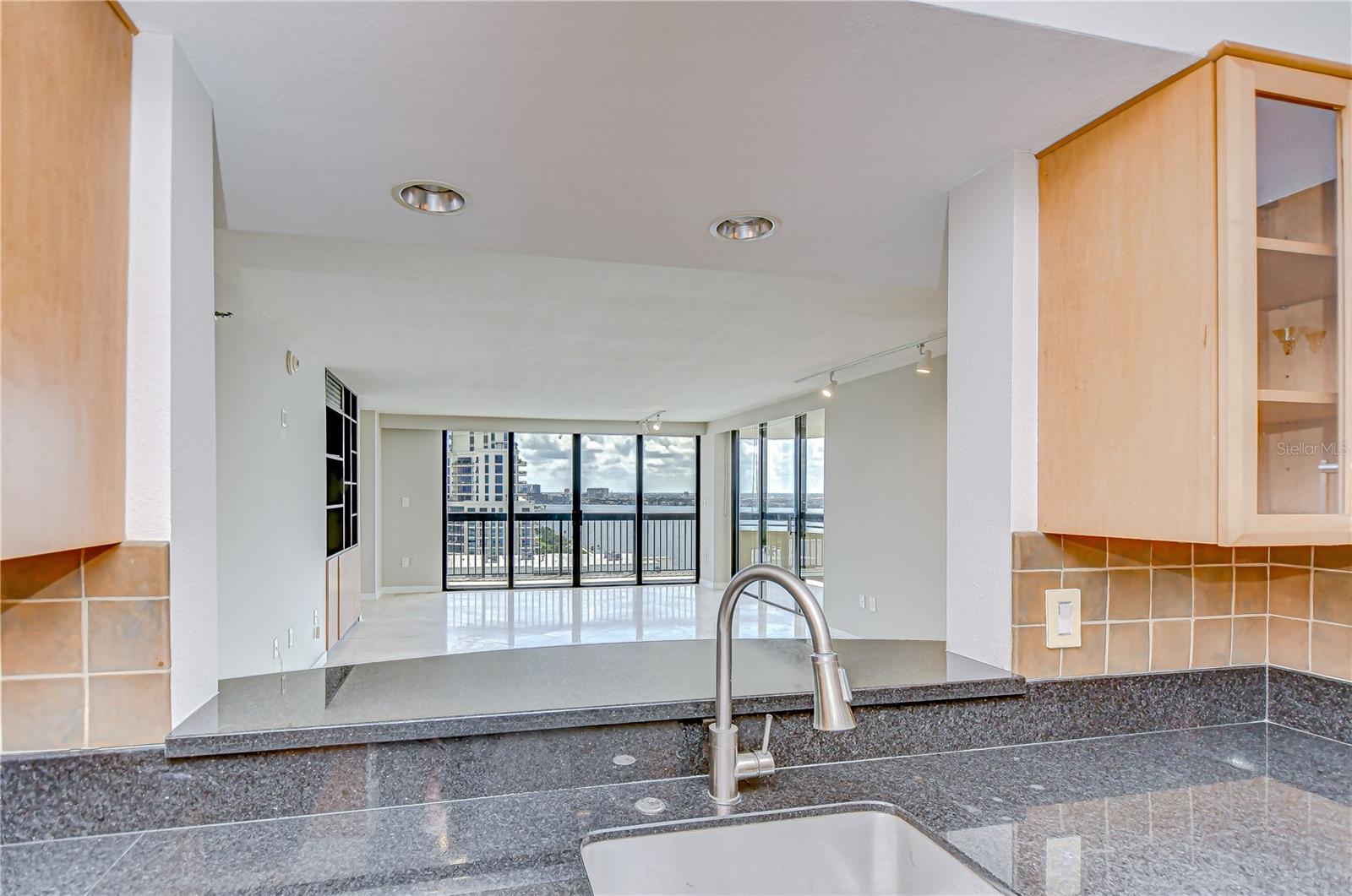 Image 13 of 38 For 2413 Bayshore Boulevard 1903