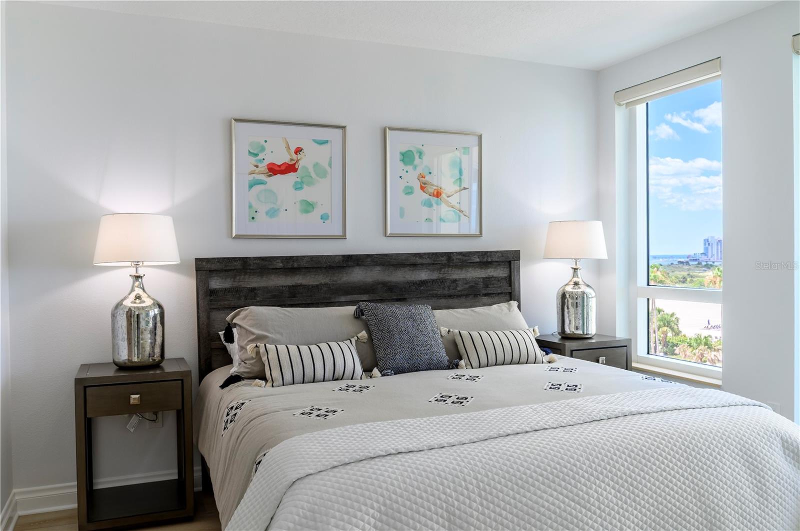 Image 23 of 38 For 1180 Gulf Boulevard 504