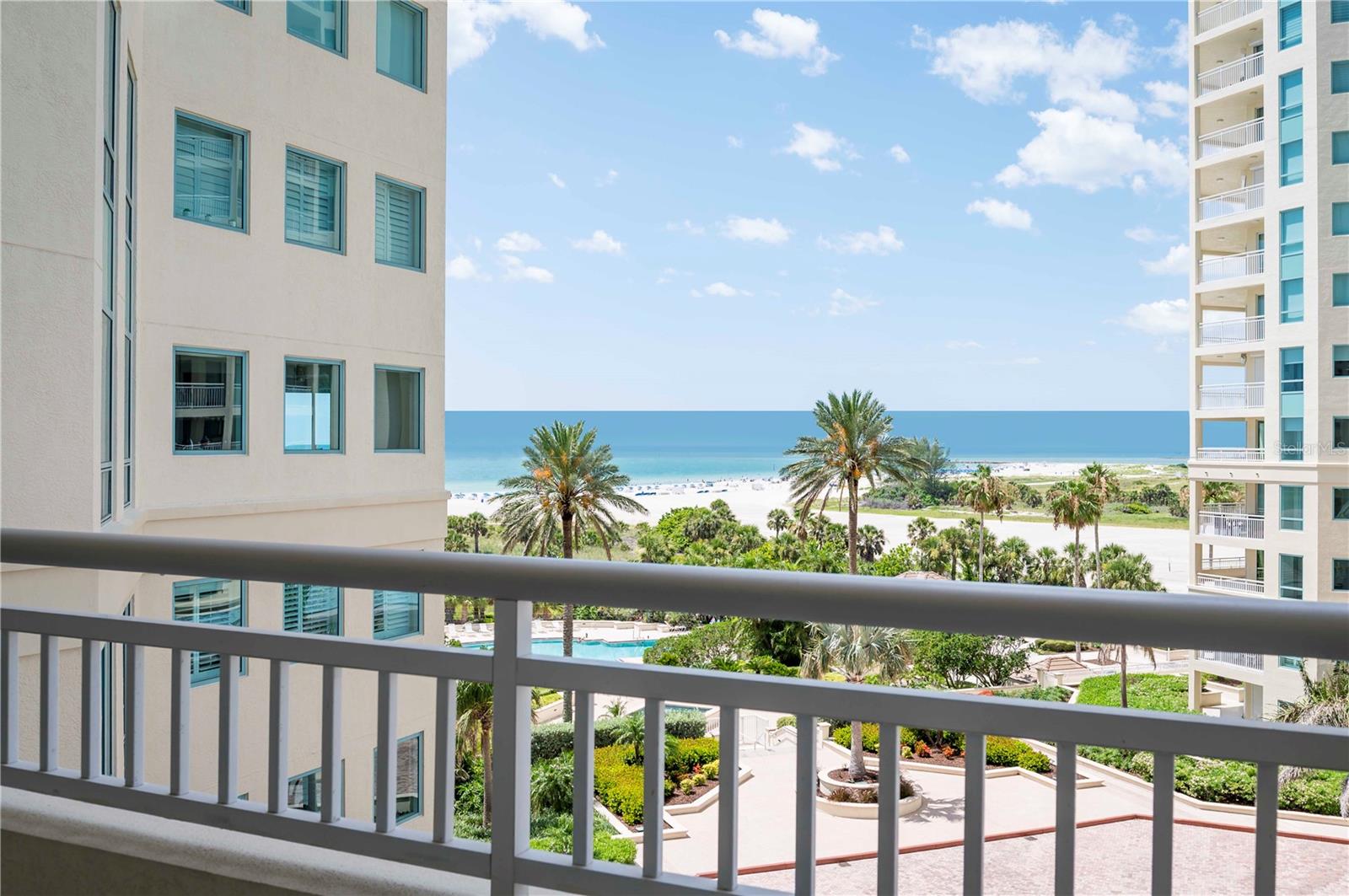 Image 9 of 38 For 1180 Gulf Boulevard 504