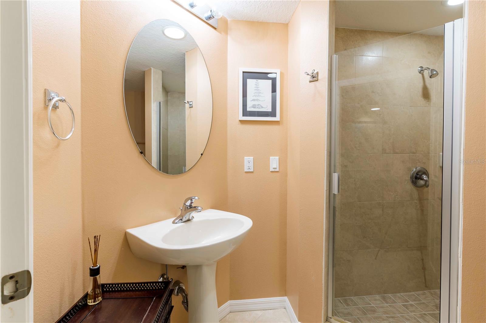 Image 33 of 45 For 17720 Gulf Boulevard A702