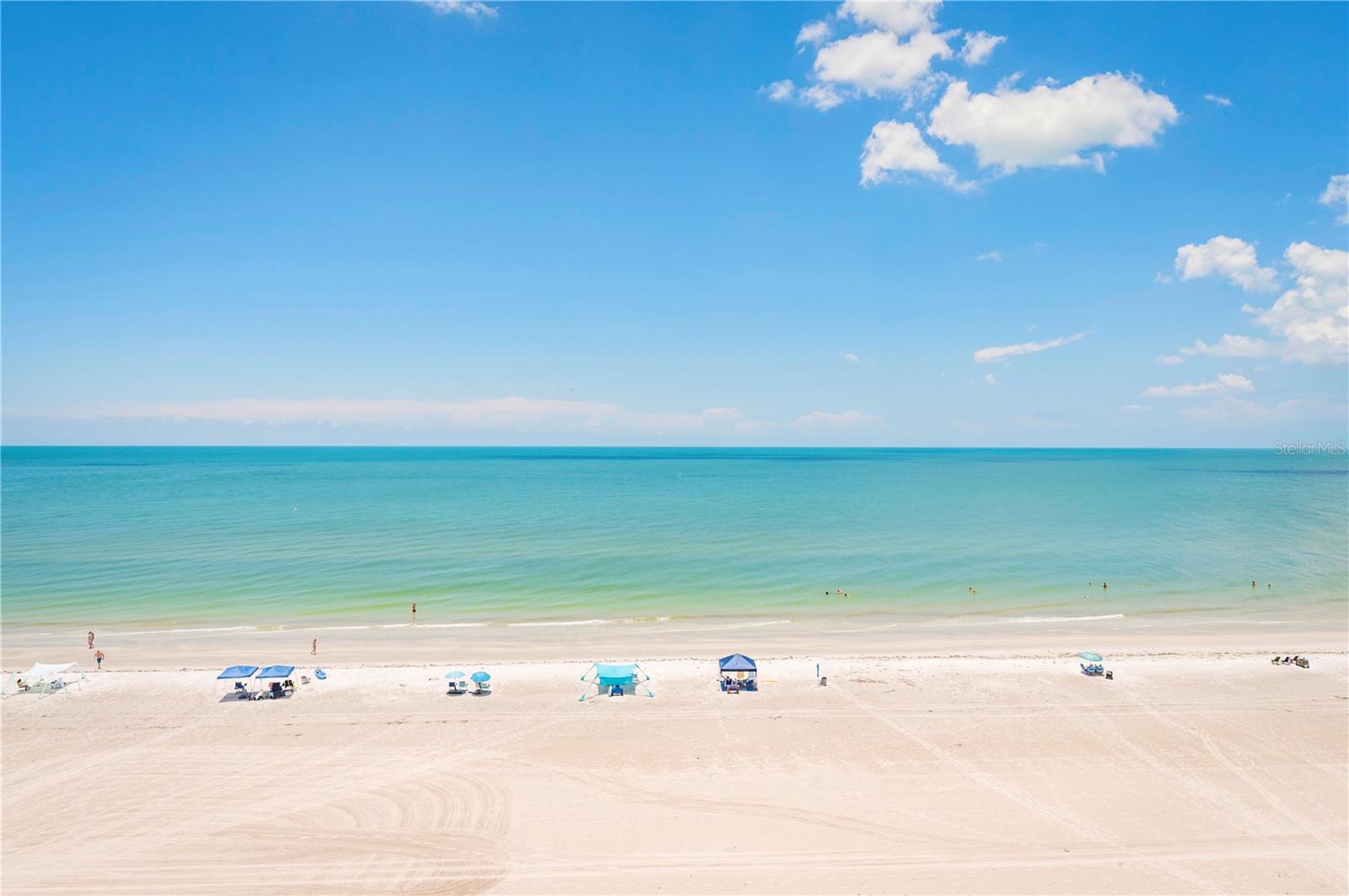 Image 37 of 45 For 17720 Gulf Boulevard A702