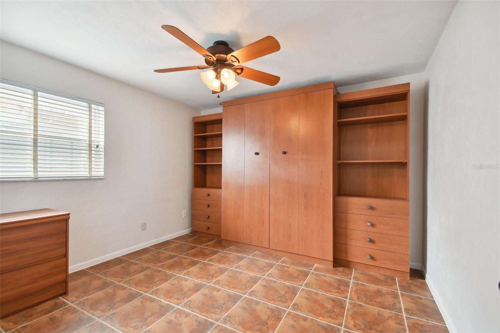Image 34 of 67 For 4328 40th Street S